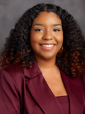 300x400_Portraits-Admin-Fellow-Genesis-Williams-Trujillo