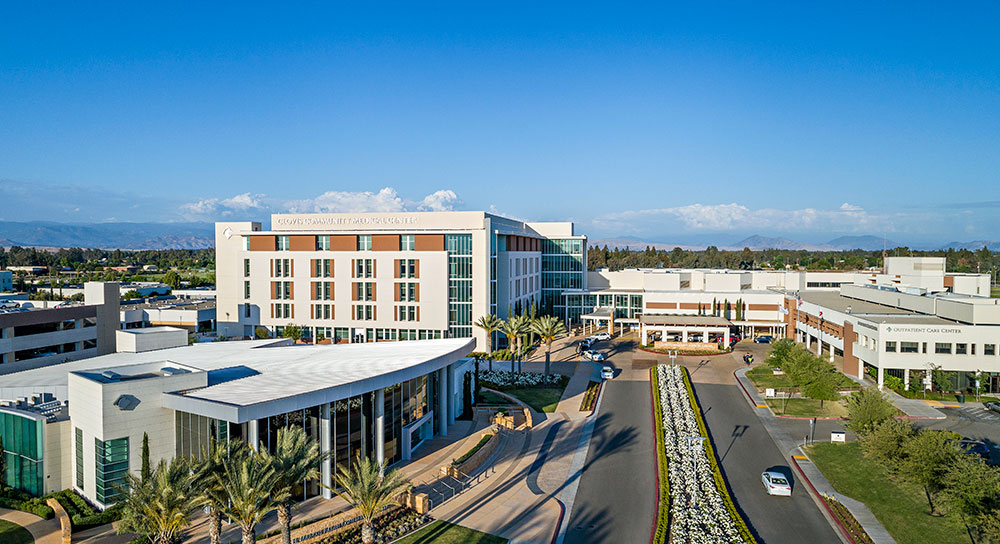 Exterior image of Clovis Community Medical Center