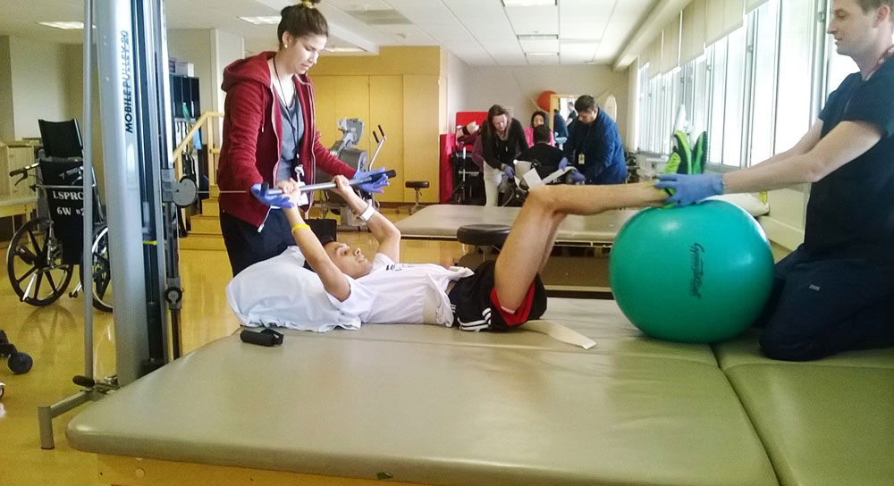 1000x544_Newsroom-NickJr-in-hospital-rehab_8
